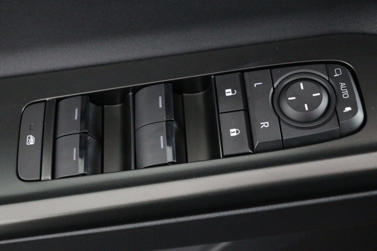 Toyota C-HR+ - First Edition 77 kWh 28