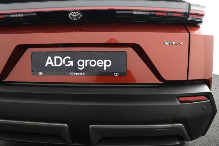 Toyota C-HR+ - First Edition 77 kWh 46