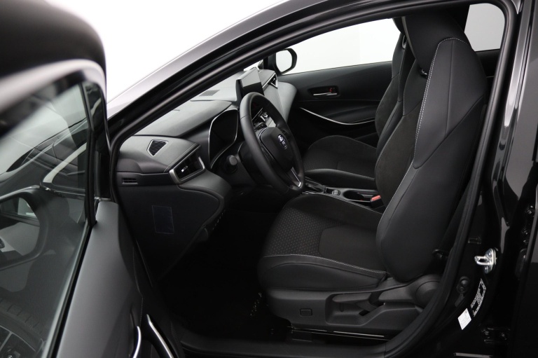 Toyota Corolla Touring Sports - Hybrid 140 Executive 17