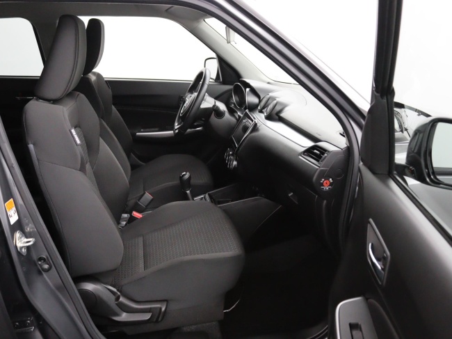 Suzuki Swift - 1.2 Style Smart Hybrid