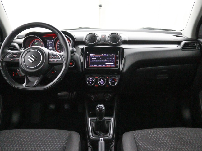 Suzuki Swift - 1.2 Style Smart Hybrid