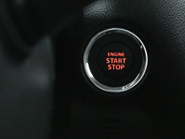 Suzuki Swift - 1.2 Style Smart Hybrid