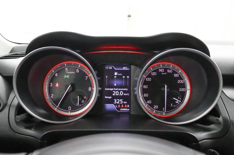 Suzuki Swift - 1.2 Style Smart Hybrid 22