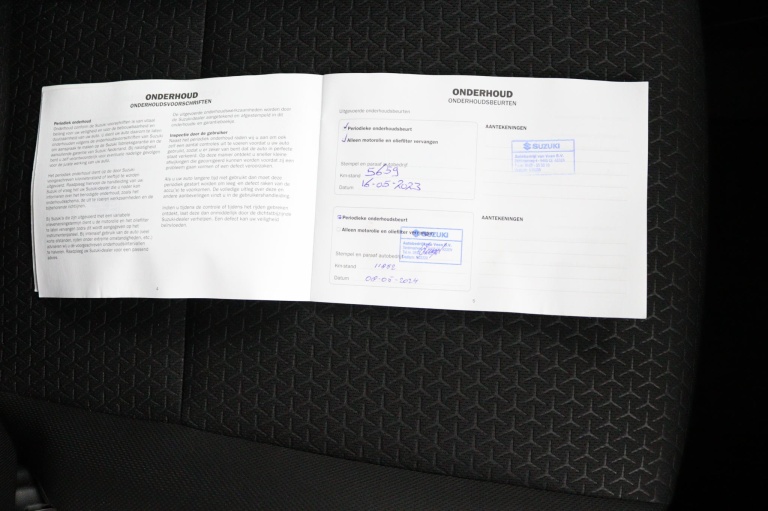 Suzuki Swift - 1.2 Style Smart Hybrid 25