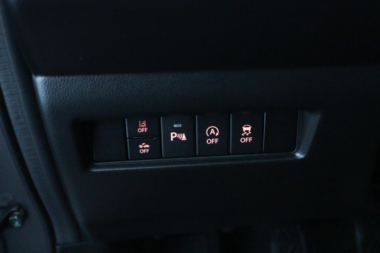 Suzuki Swift - 1.2 Style Smart Hybrid 34