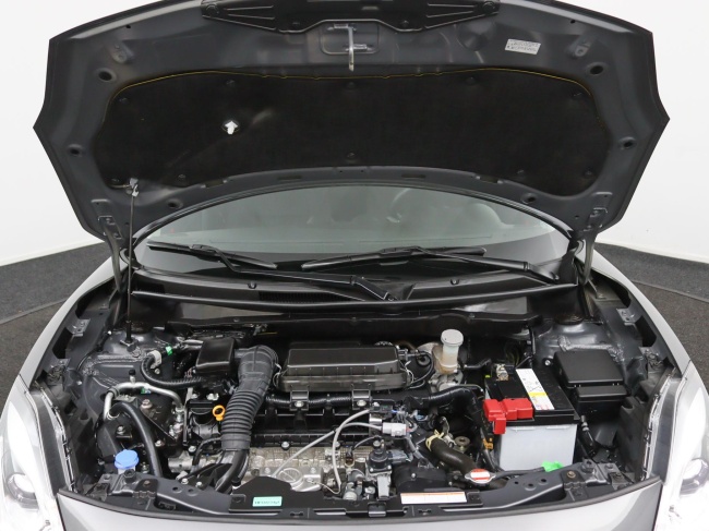 Suzuki Swift - 1.2 Style Smart Hybrid