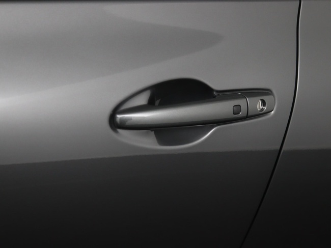 Suzuki Swift - 1.2 Style Smart Hybrid