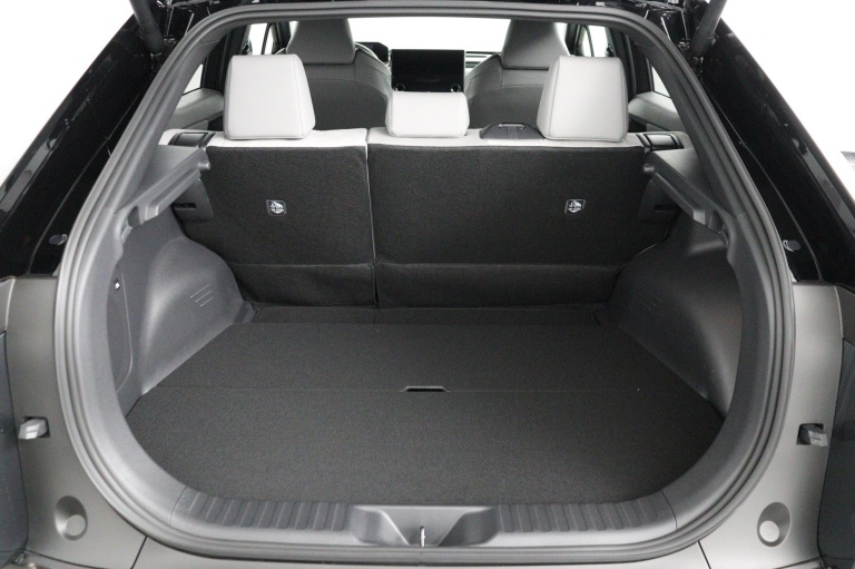 Toyota C-HR+ - Executive AWD 77 kWh 23