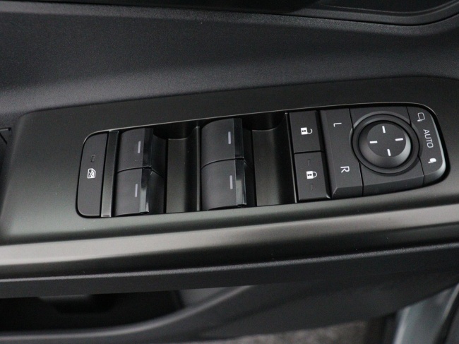 Toyota C-HR+ - Executive AWD 77 kWh