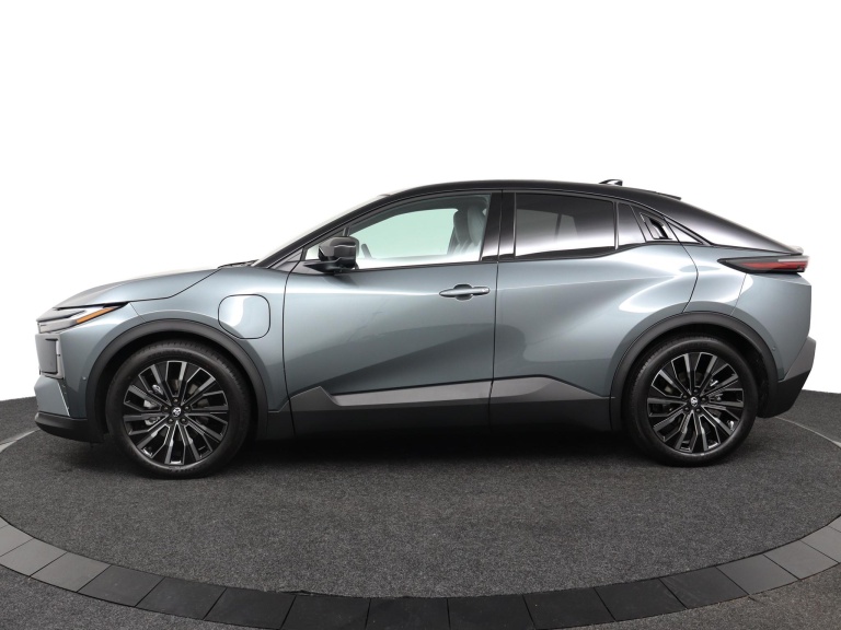 Toyota C-HR+ - Executive AWD 77 kWh 3