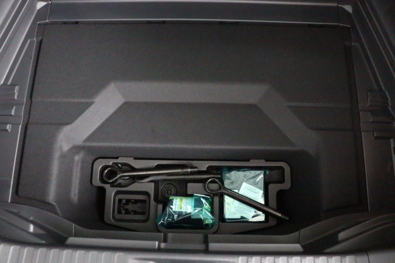 Toyota C-HR+ - Executive AWD 77 kWh 36