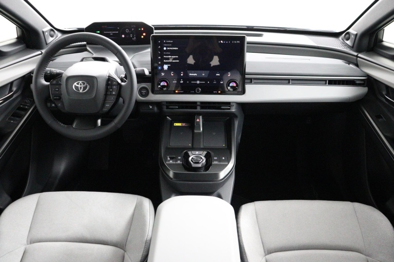 Toyota C-HR+ - Executive AWD 77 kWh 4