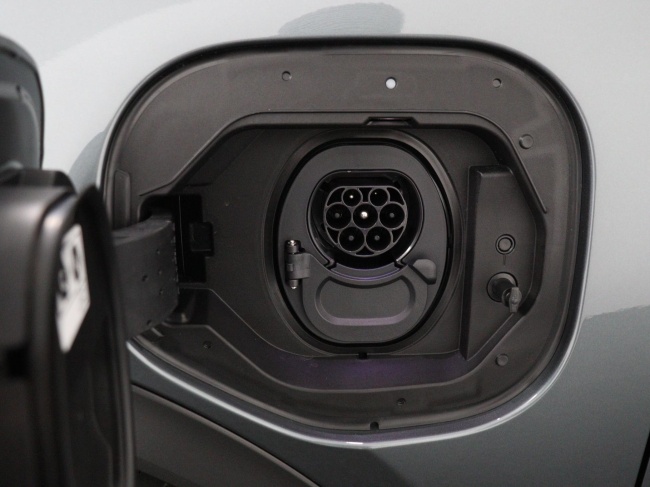 Toyota C-HR+ - Executive AWD 77 kWh