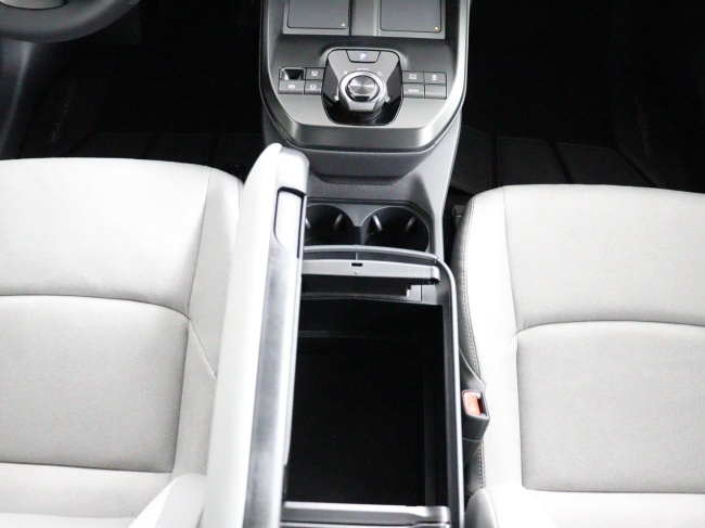 Toyota C-HR+ - Executive AWD 77 kWh