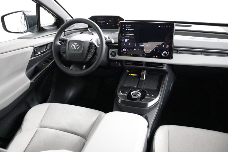 Toyota C-HR+ - Executive AWD 77 kWh 65