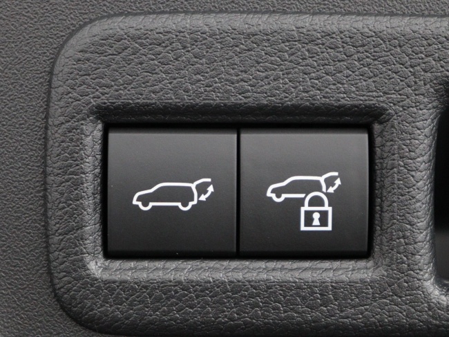 Toyota C-HR+ - Executive AWD 77 kWh