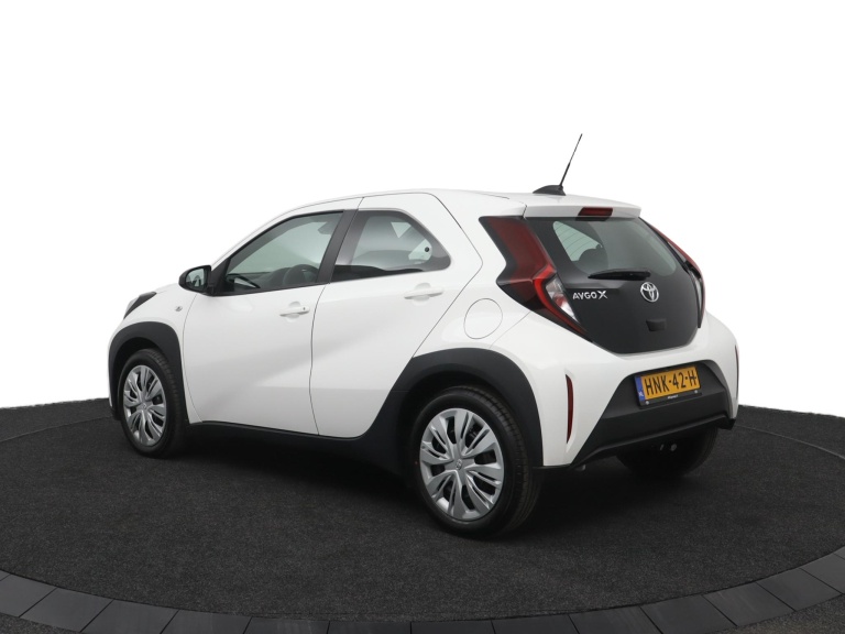 Toyota Aygo X - 1.0 VVT-i MT Play 12