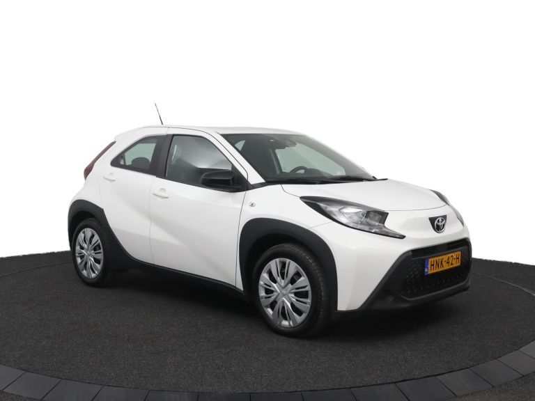 Toyota Aygo X - 1.0 VVT-i MT Play 14