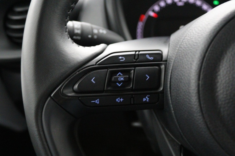 Toyota Aygo X - 1.0 VVT-i MT Play 19