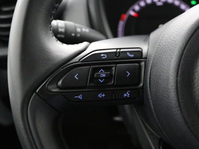 Toyota Aygo X - 1.0 VVT-i MT Play