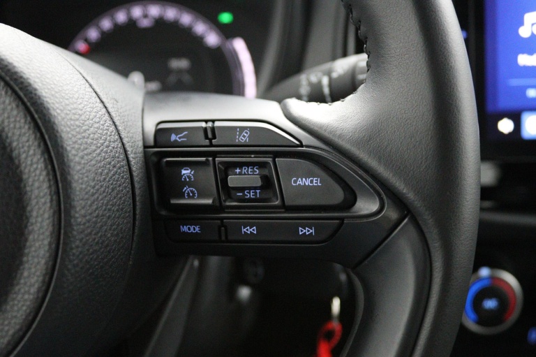 Toyota Aygo X - 1.0 VVT-i MT Play 21