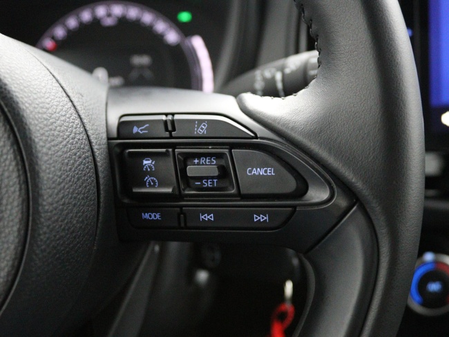 Toyota Aygo X - 1.0 VVT-i MT Play