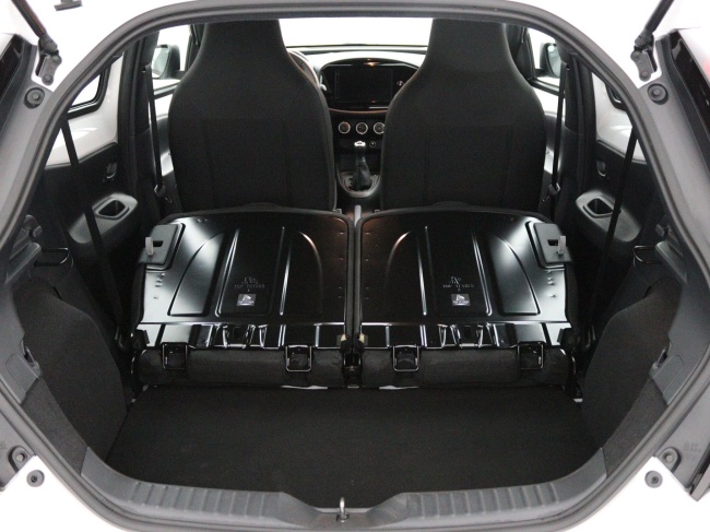 Toyota Aygo X - 1.0 VVT-i MT Play