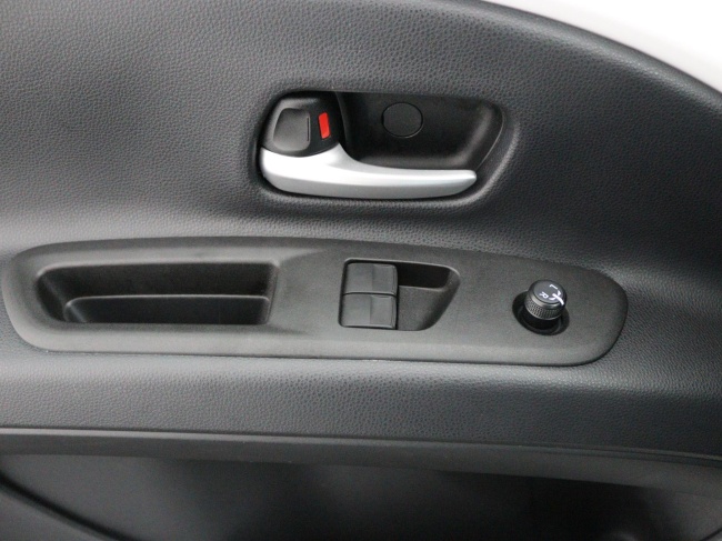 Toyota Aygo X - 1.0 VVT-i MT Play