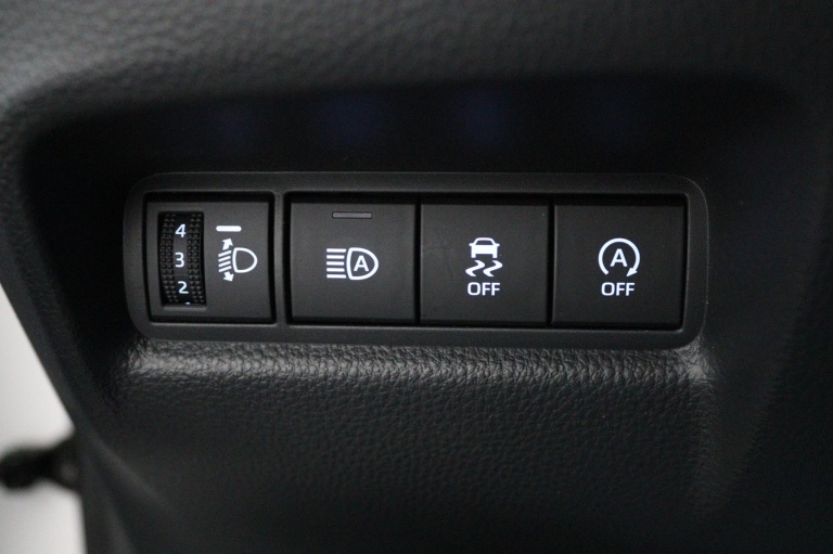 Toyota Aygo X - 1.0 VVT-i MT Play 28