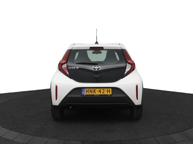 Toyota Aygo X - 1.0 VVT-i MT Play
