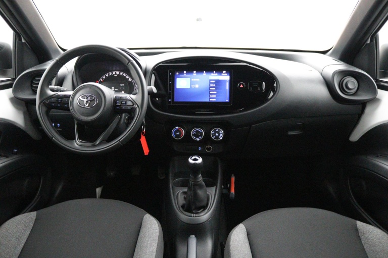 Toyota Aygo X - 1.0 VVT-i MT Play 4