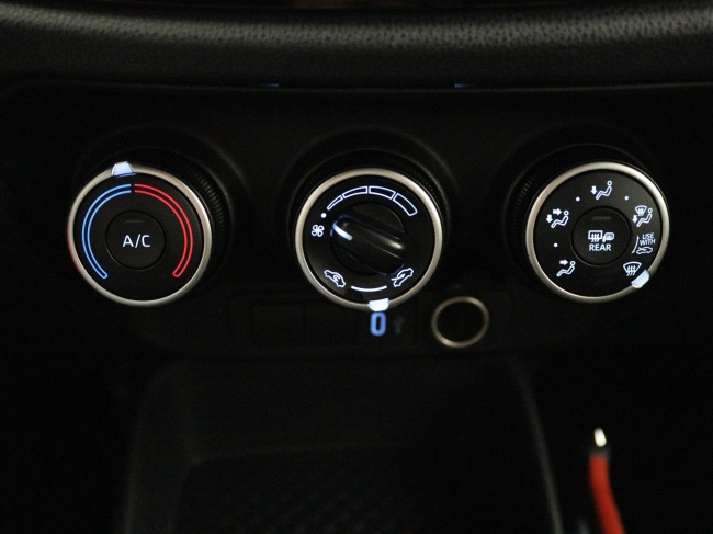 Toyota Aygo X - 1.0 VVT-i MT Play