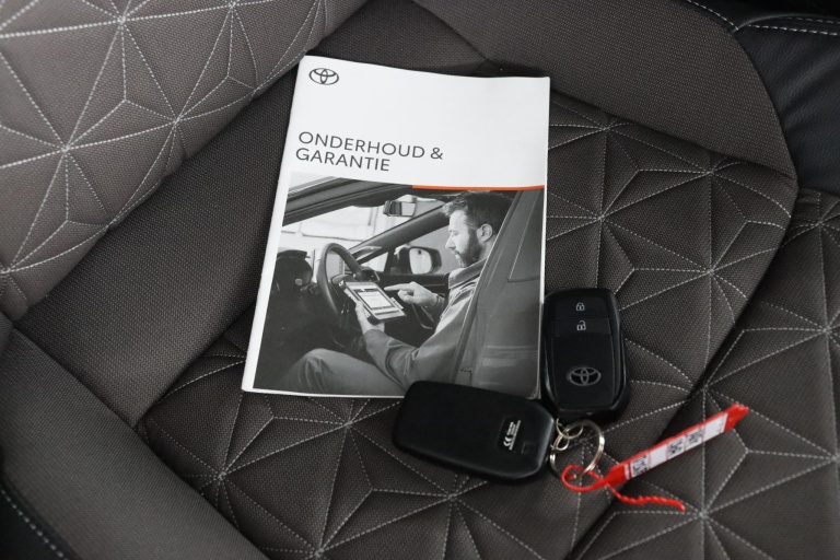 Toyota Yaris Cross - 1.5 Hybrid Executive 11