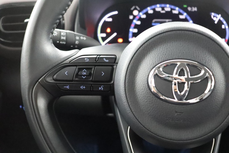 Toyota Yaris Cross - 1.5 Hybrid Executive 19