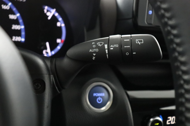 Toyota Yaris Cross - 1.5 Hybrid Executive 32