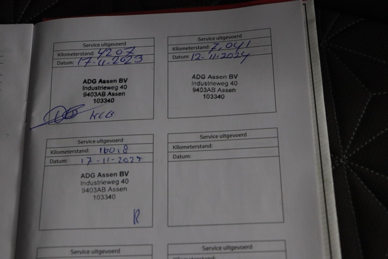 Toyota Yaris Cross - 1.5 Hybrid Executive 42