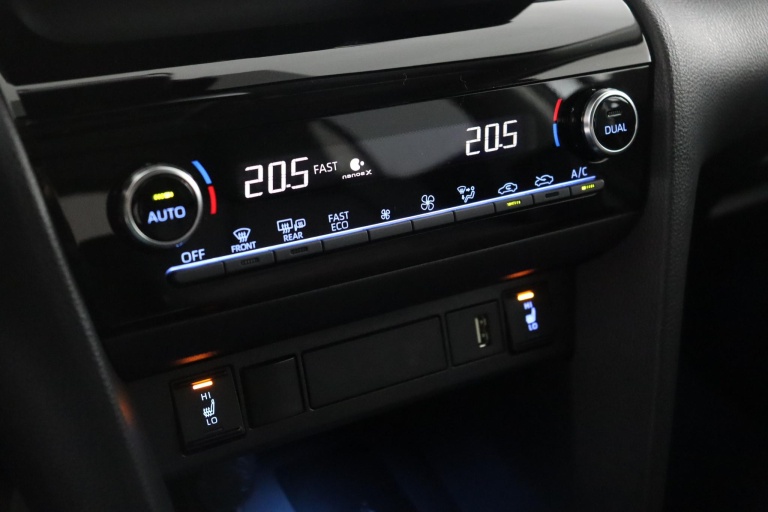 Toyota Yaris Cross - 1.5 Hybrid Executive 7