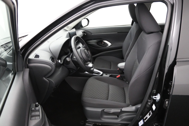 Toyota Yaris Cross - 1.5 Hybrid 115 17