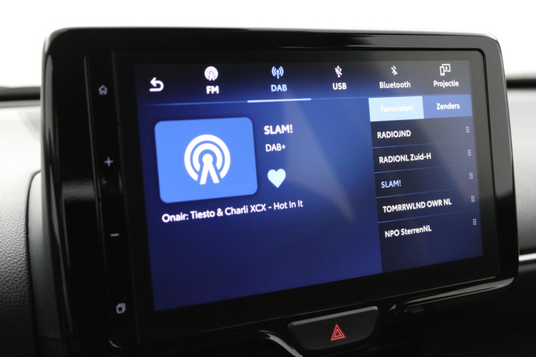 Toyota Yaris Cross - 1.5 Hybrid 115 8