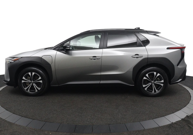 Toyota bZ4X - Dynamic 71 kWh 5