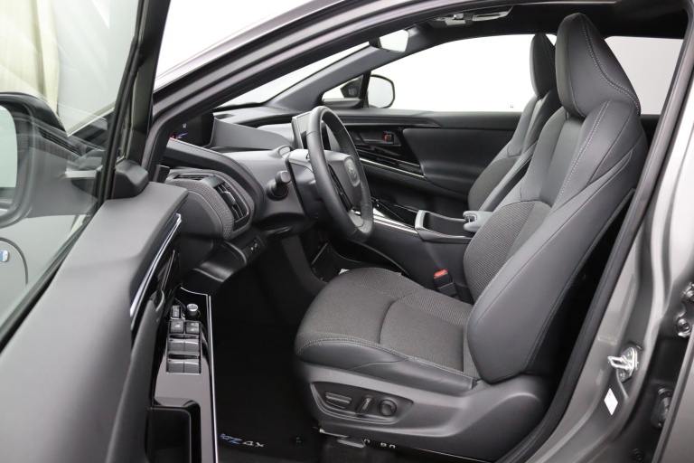 Toyota bZ4X - Dynamic 71 kWh 9
