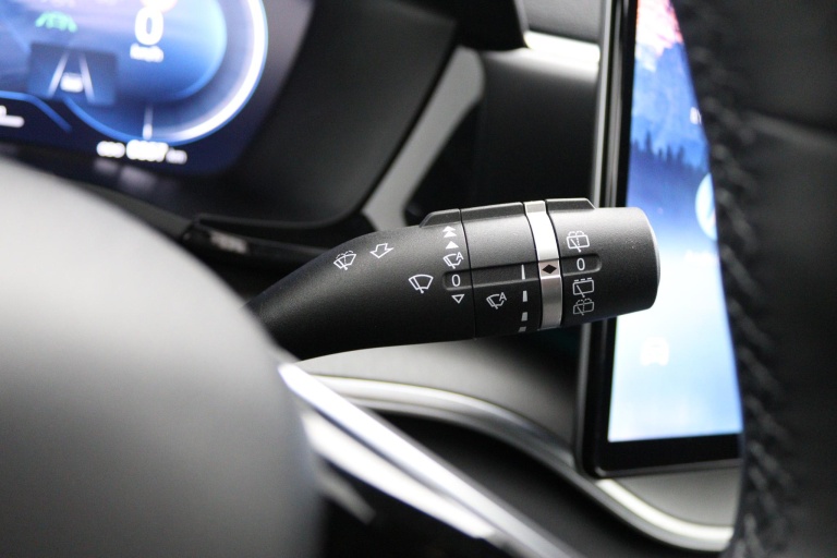 BYD SEAL U - Design 87 kWh 28