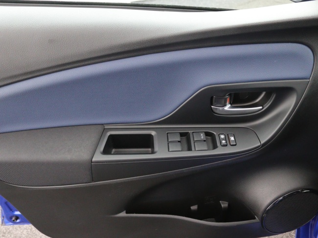 Toyota Yaris - 1.5 Hybrid BI-Tone