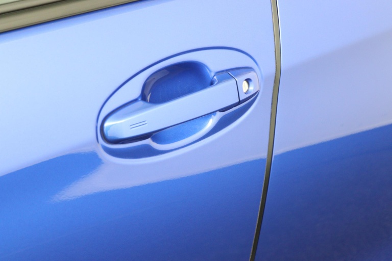 Toyota Yaris - 1.5 Hybrid BI-Tone 34