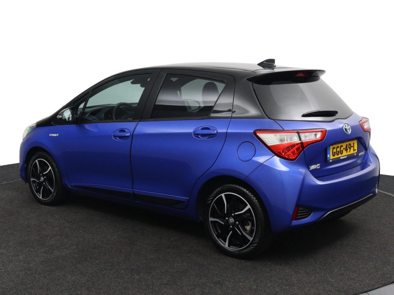 Toyota Yaris - 1.5 Hybrid BI-Tone 4