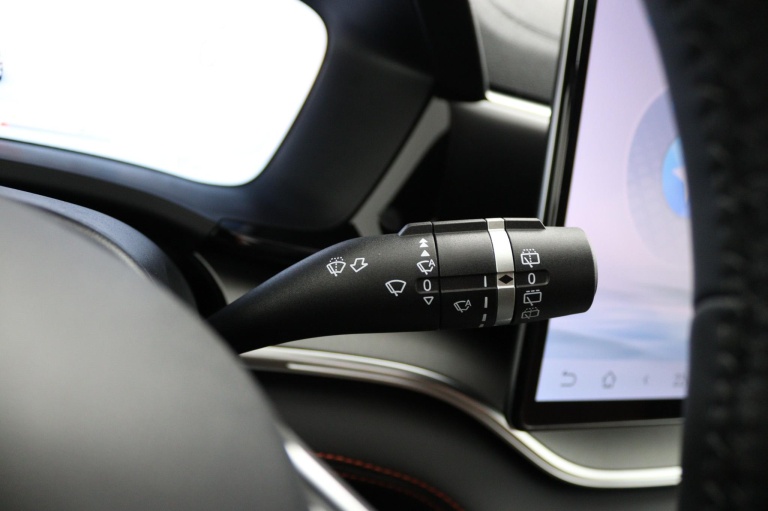 BYD SEAL U - 1.5 DM-i FWD Comfort 28