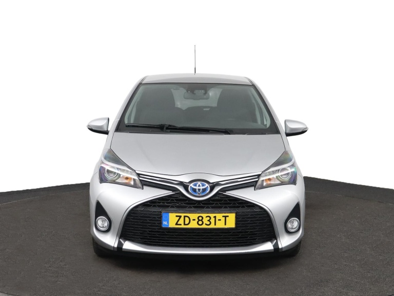 Toyota Yaris - 1.5 Hybrid Dynamic 14