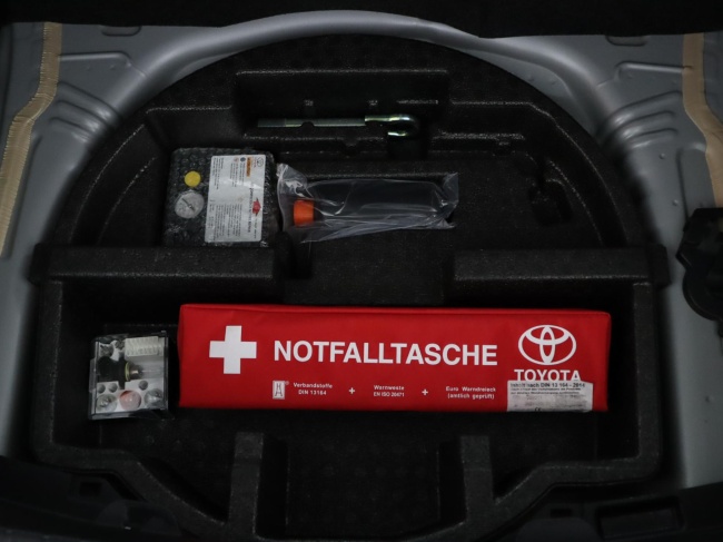 Toyota Yaris - 1.5 Hybrid Dynamic