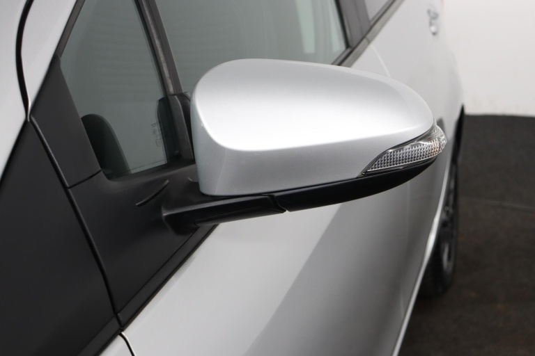 Toyota Yaris - 1.5 Hybrid Dynamic 35