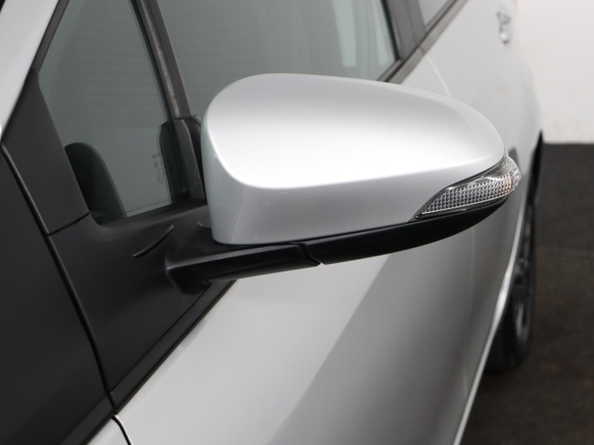 Toyota Yaris - 1.5 Hybrid Dynamic